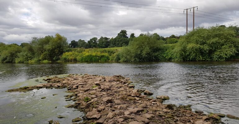 All Ross on Wye Angling Club waters closed.